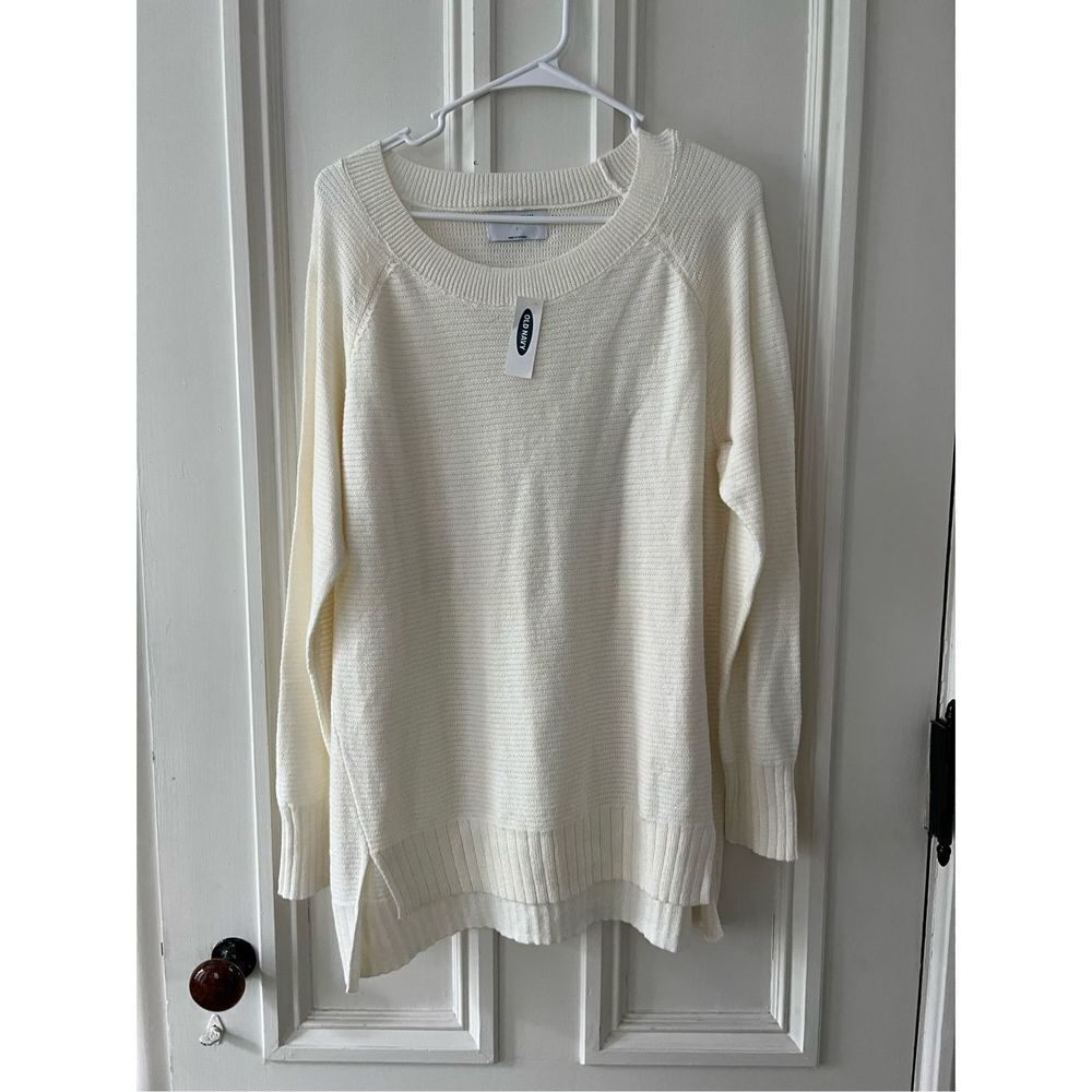 NWT Old Navy cream colored lightweight sweater L